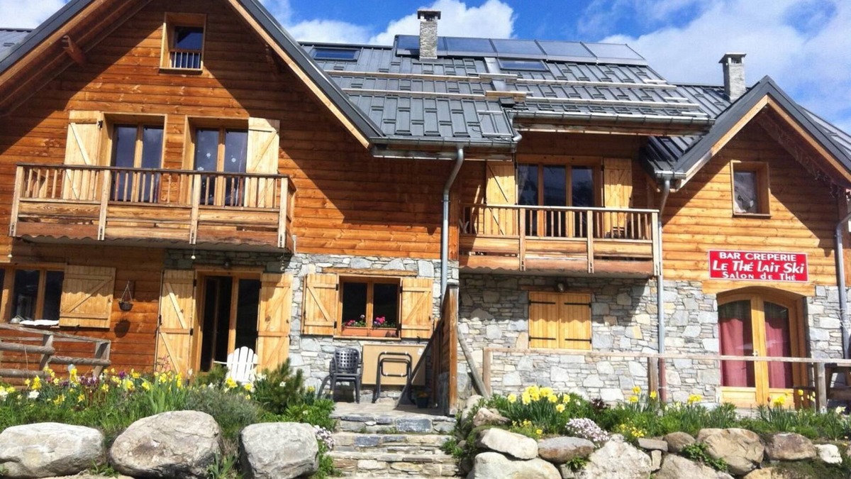 Albiez-le-Vieux House | Zenaïde - Albiez Montrond