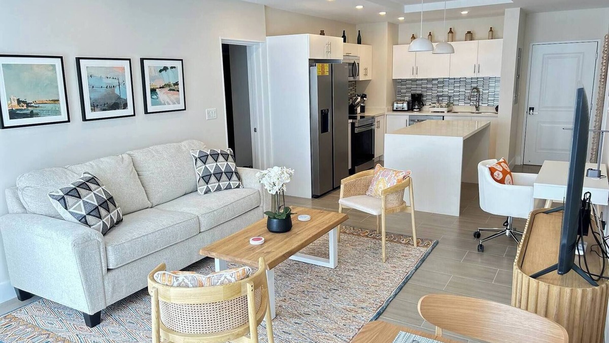 Little Battaleys Apartment | ZenBreak Coral Beach #204