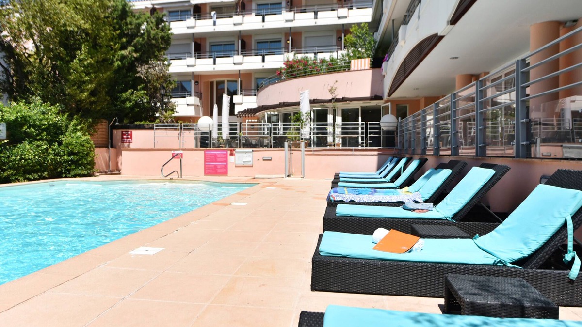 Le Cannet Hotel | Zenitude Hôtel-Résidences Le Cannet