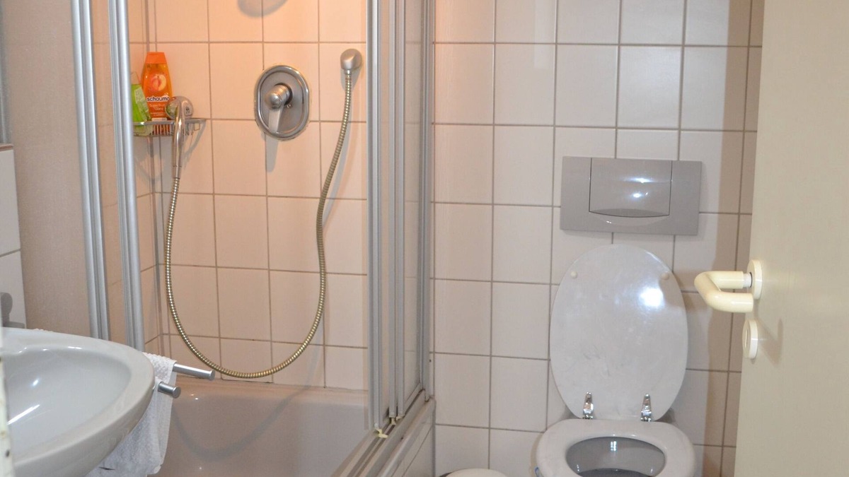 Sindelfingen Condo | Zentrale Eigentumswohnung + Kostenlosem Parkplatz