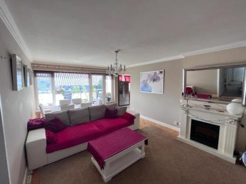 Eckenheim Apartment | Zentrale, helle Wohnung mit Balkon! Ideal für Messe, Business und Städtereise