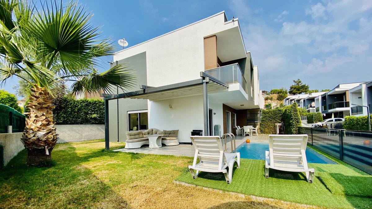 Kadnlar Denizi Mahallesi House | zeta B1 villa