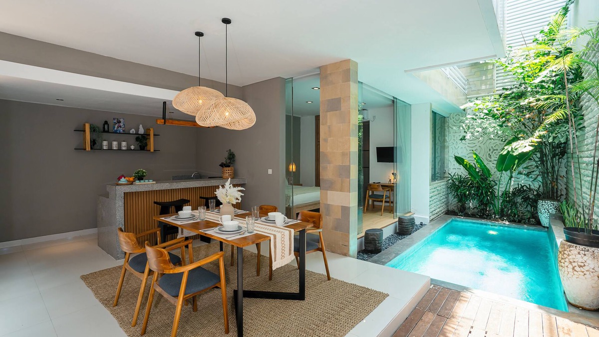 Dewi Sri Villa | Zeva Villa - New Spacious 2BR in Seminyak Legian - CENTER close to everywhere!