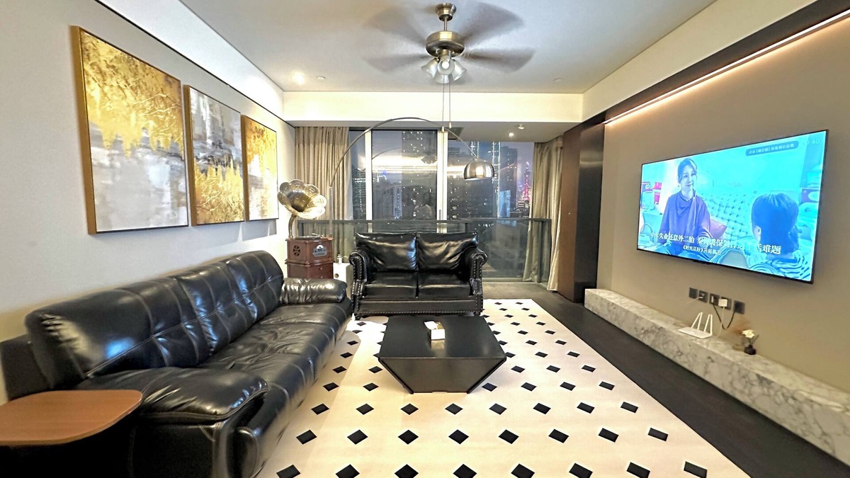 Downtown Shanghai Apartment | ZHome-Luxury Three bedroom Suite-Near the Bund