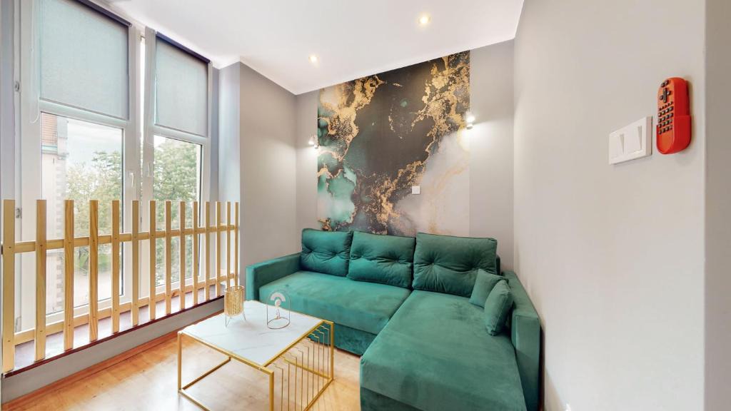 Bytom Apartment | ZIELONY ZAKĄTEK Apartament w centrum przy Agorze