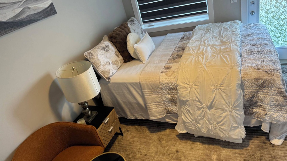 Fort Gary House | Zillion’s ville. Delightful experience.