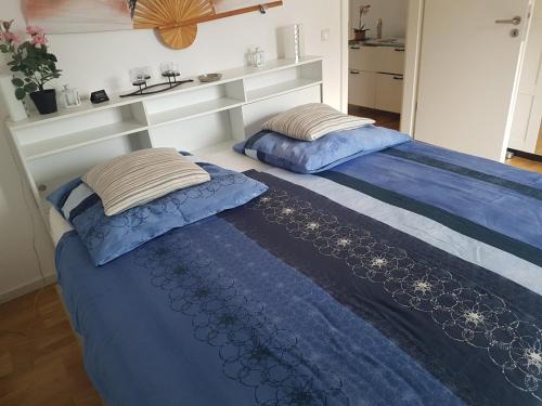 Rohrbach House | Zimmer mit eigenem Bad in Märchenstadt!