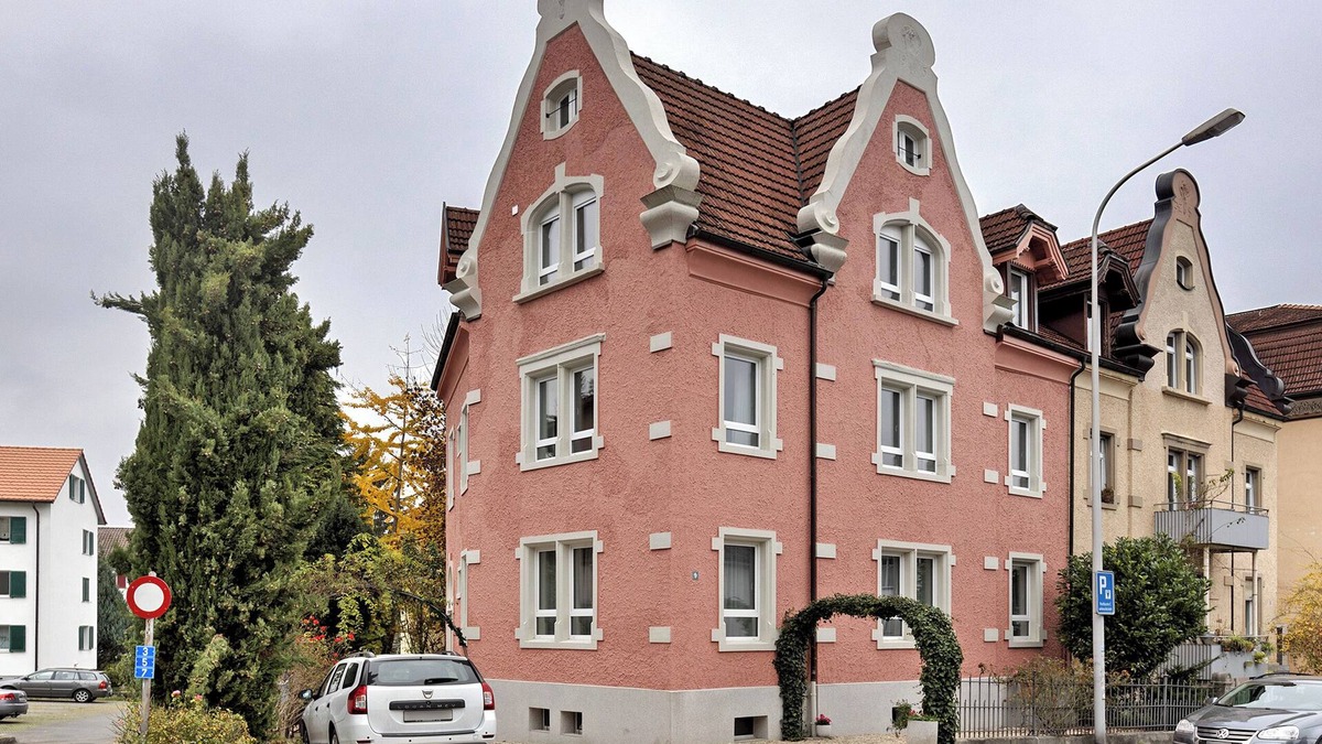 Kreuzlingen Apartment | 'Zimmer Mit Kochnische Rosenbaum' with Shared Garden and Wi-Fi