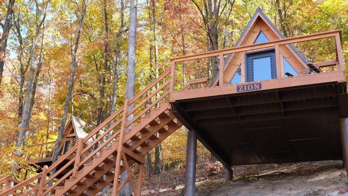 Scio Cabin | Zion/Rustic Lakeview Cabin- 2 Person A-Frame