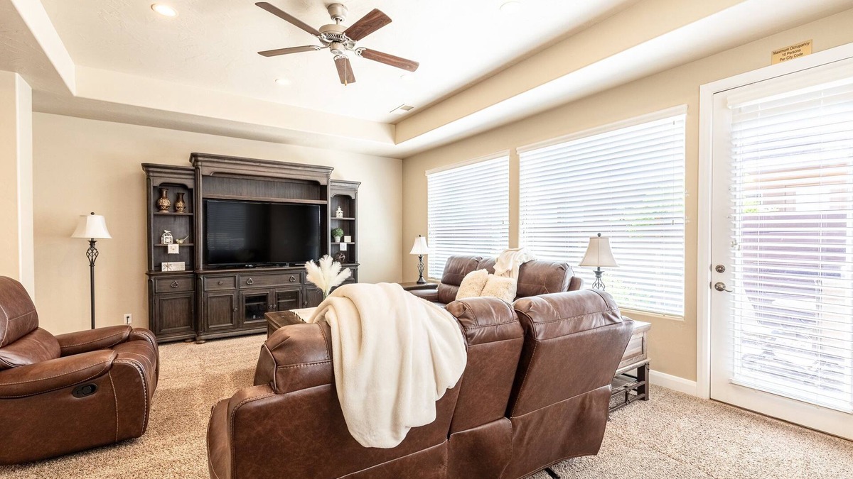 Washington House | Zion's Point-Pet Friendly!