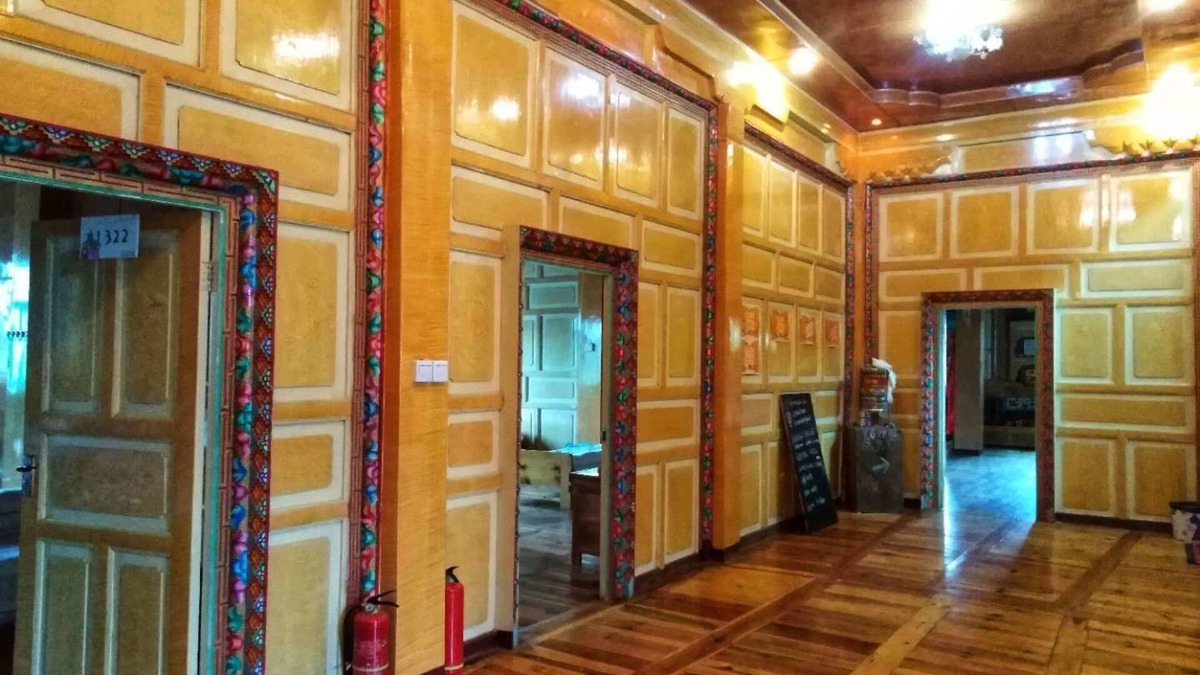 Daocheng House | Zishuo Zihua Guest House