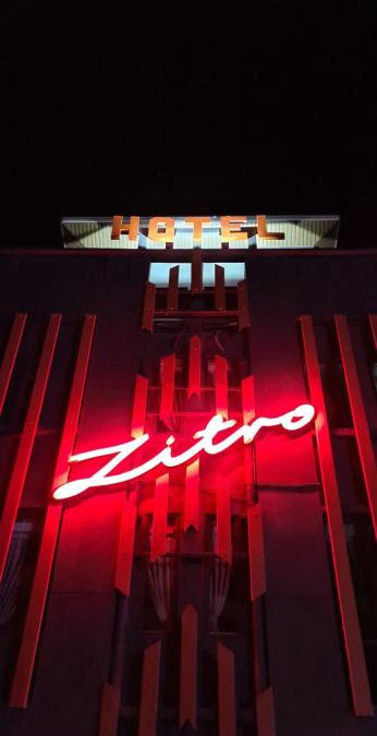 Kampung Bahasa Kapor Hotel | Zitro Hotel