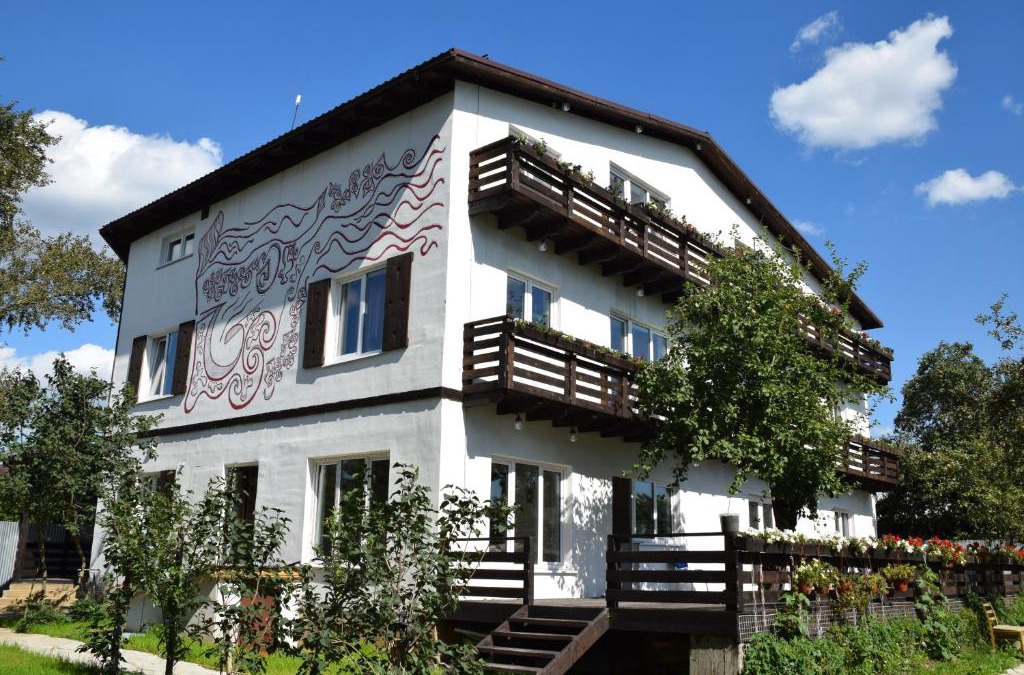 Chelyuskinsky House | Znamenitiy Dom on Shchorsa