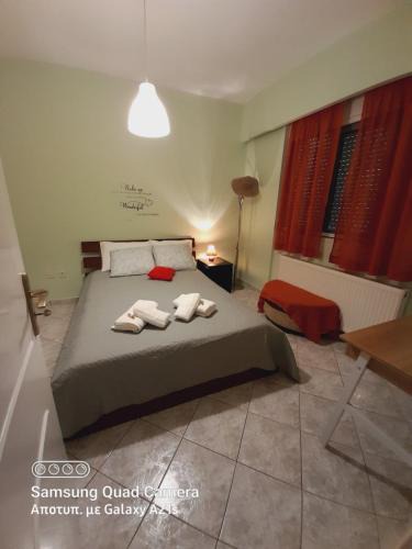 Petroupoli Apartment | zoe's apartment Bright&Cozy