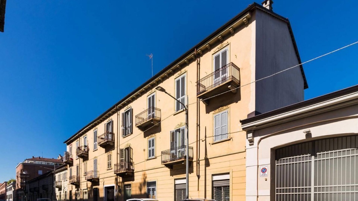 Aurora Apartment | [Zona Aurora - La piccola] by HappyHosTorino
