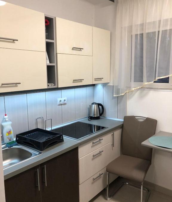 Komarom Apartment | Zrínyi Apartmanház