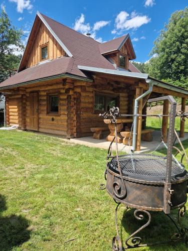 Brezno Ski Chalet | Zrub pri rieke Hron