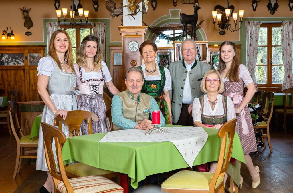 Warth House | Zum Fally - Landgasthof