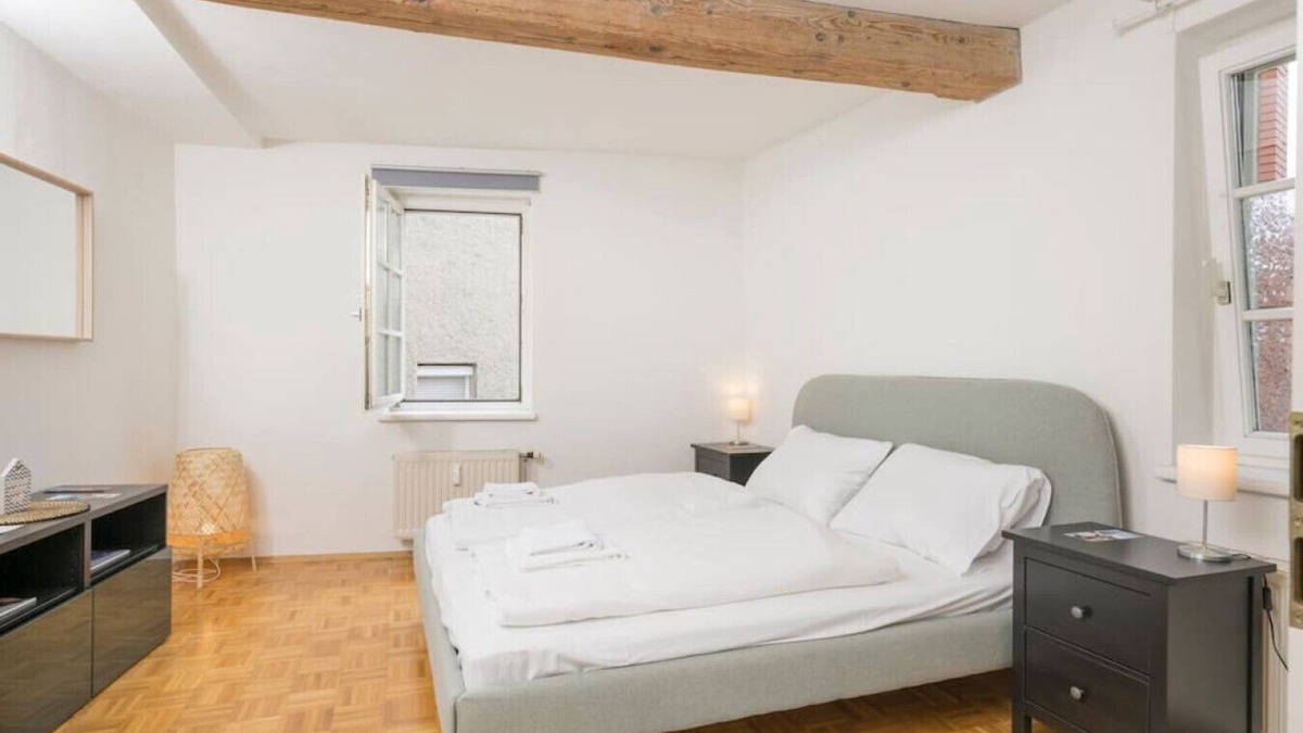 Graz City Centre Apartment | Zum Grazer Uhrturm in Graz Austria