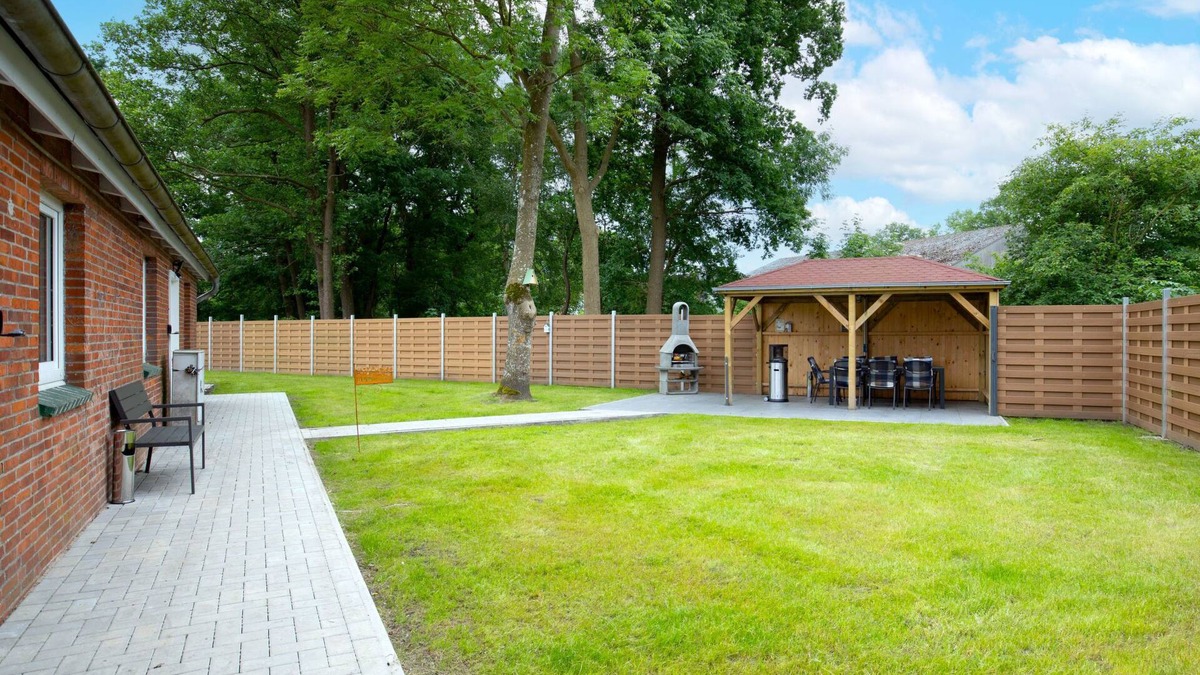 Oberndorf Apartment | Zum Kreidesee Hemmoor by Interhome