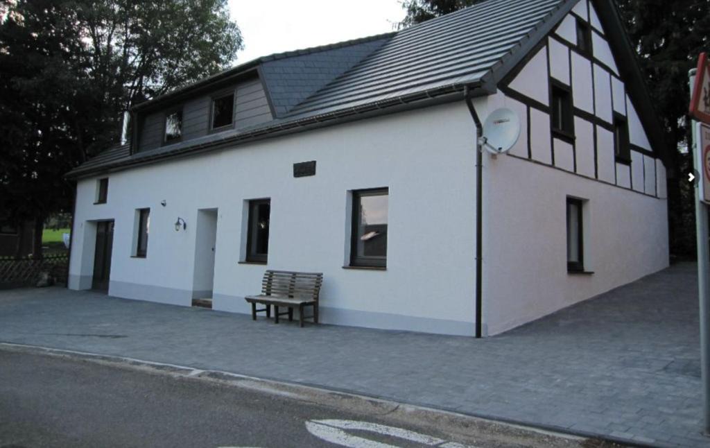 Herresbach House | Zur alten schule