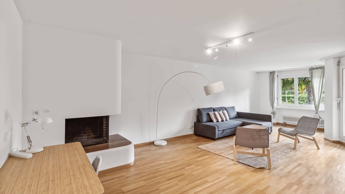 District 8 Apartment | Zurich's Practical & Spacious Apartment