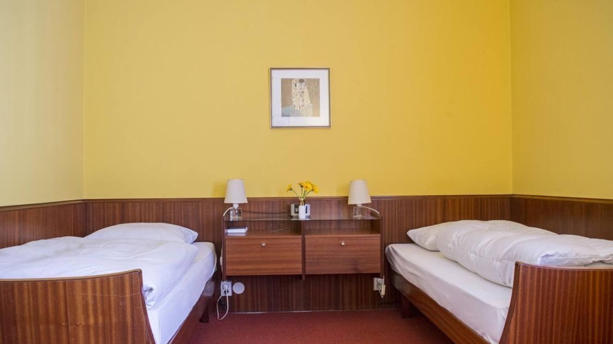 Fuerstenfeld Bed & Breakfast | Zweibettzimmer 41 - B³ Barbara's Bed & Breakfast