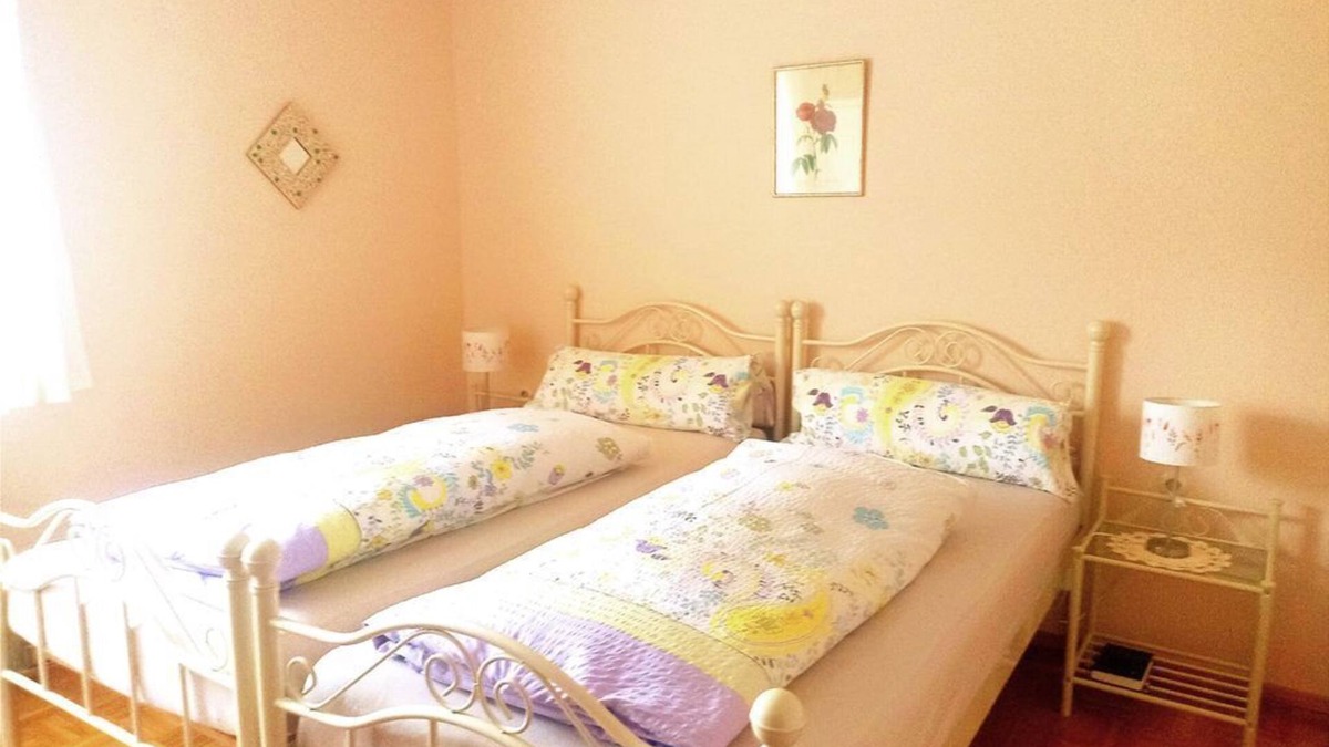 Spittal an der Drau Bed & Breakfast | Zweibettzimmer, Dusche, WC, Nichtraucher - Gästehaus Schiefer
