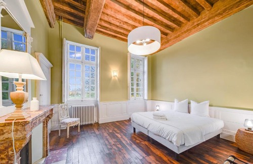 Breteniere House | Écrin exclusif au sein d'un château en Bourgogne