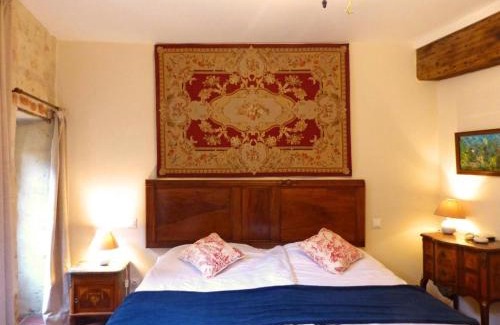 Herisson House | Élégant cottage médiéval restauré avec piscine, cheminée, proche du golf et attractions culturelles - FR-1-489-335