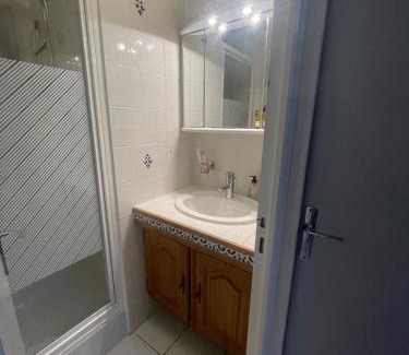 Gruissan Apartment | Évasion Méditerranéenne