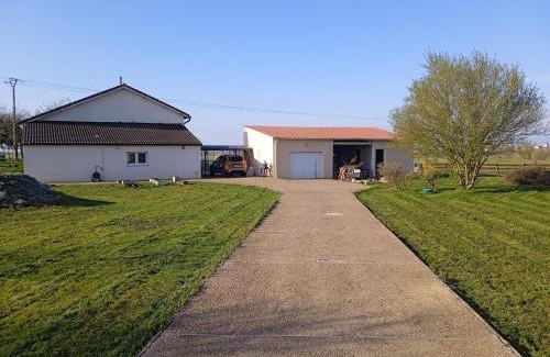 Lantefontaine Bed & Breakfast | Évasion Tranquille entre Briey et Longuyon - Chambre d'Hôtes sur 5 Hectares - FR-1-584-288