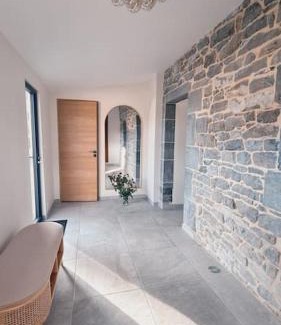 Dompierre-sur-Helpe Villa | Ô Nuit Claire, superbe longère avec spa.