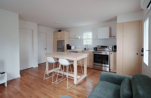 Shefford House | ÖST cottage in Shefford