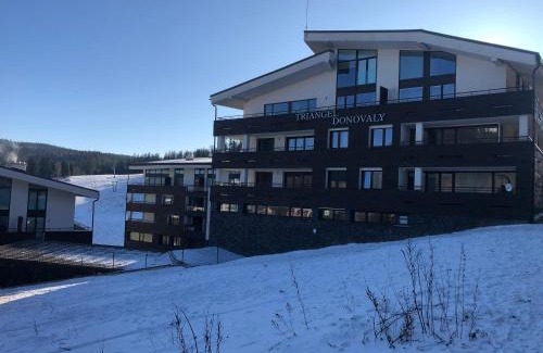 Donovaly Apartment | Útulný apartmán Triangel 50m od lyžiarského vleku Záhradky