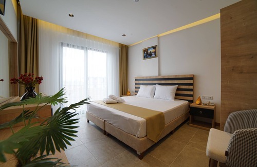 Yoncalı Koyu Hotel | ŞAHİN TERMAL OTEL VE SPA