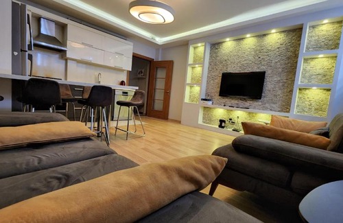 Bomonti Apartment | Şişli Center 2+1 modern renovated