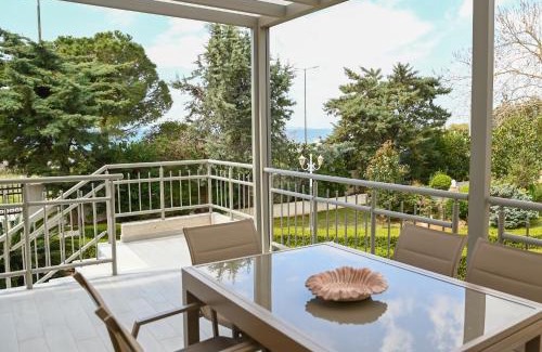 Anavyssos House | Αθηναϊκή Ριβιέρα