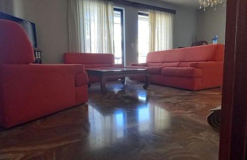 Skala Oropou Apartment | Οικογενειακό Διαμέρισμα με Θέα