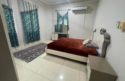 Al Khuwair Apartment | شقه كامله