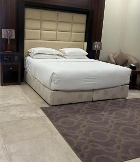 Al Khobar Apartment | كورت للشقق المخدومة