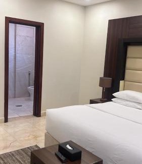 Al Khobar Apartment | كورت للشقق المخدومة