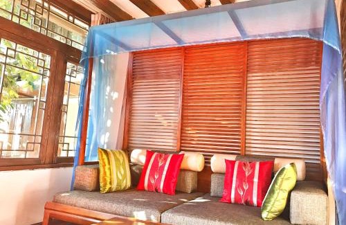 Dayan Old Town Hotel | 丽江慕云堂观景客栈Lijiang Muyuntang View Hotel