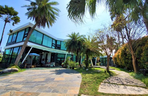 Dongshan House | 水岸楓林民宿