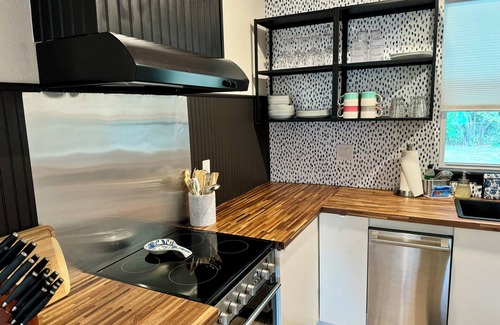 East Riverside House | ꕥ The Texas Bluebonnet ꕥ 1.1 mi to Baylor, & 1.8 mi to Magnolia Silos!