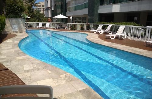Riviera de Sao Lourenco Apartment | 01 Quadra da Praia