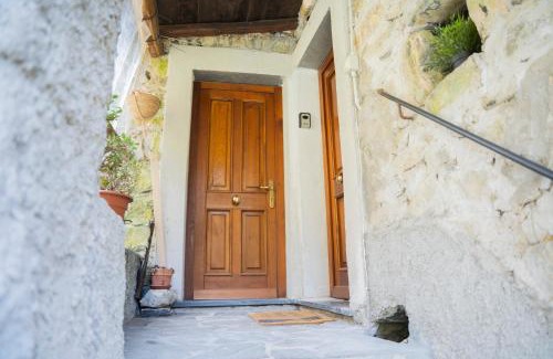 Torza Apartment | 036 - La Casa di PIETRA Maissana Relax e Natura
