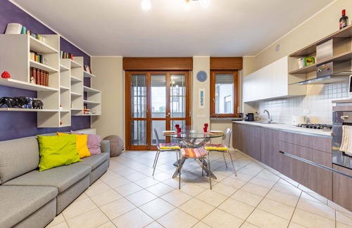 Melegnano Apartment | 053MI - La Casa Di Claudio
