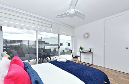 Belmont Apartment | 08 Cozy Apartment close to Airport and City