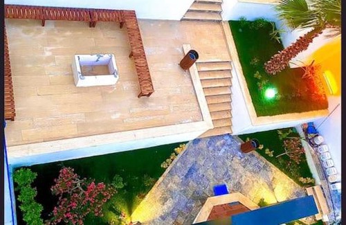 Kumkuyu Apartment | 1+1 havuzlu site içerisinde
